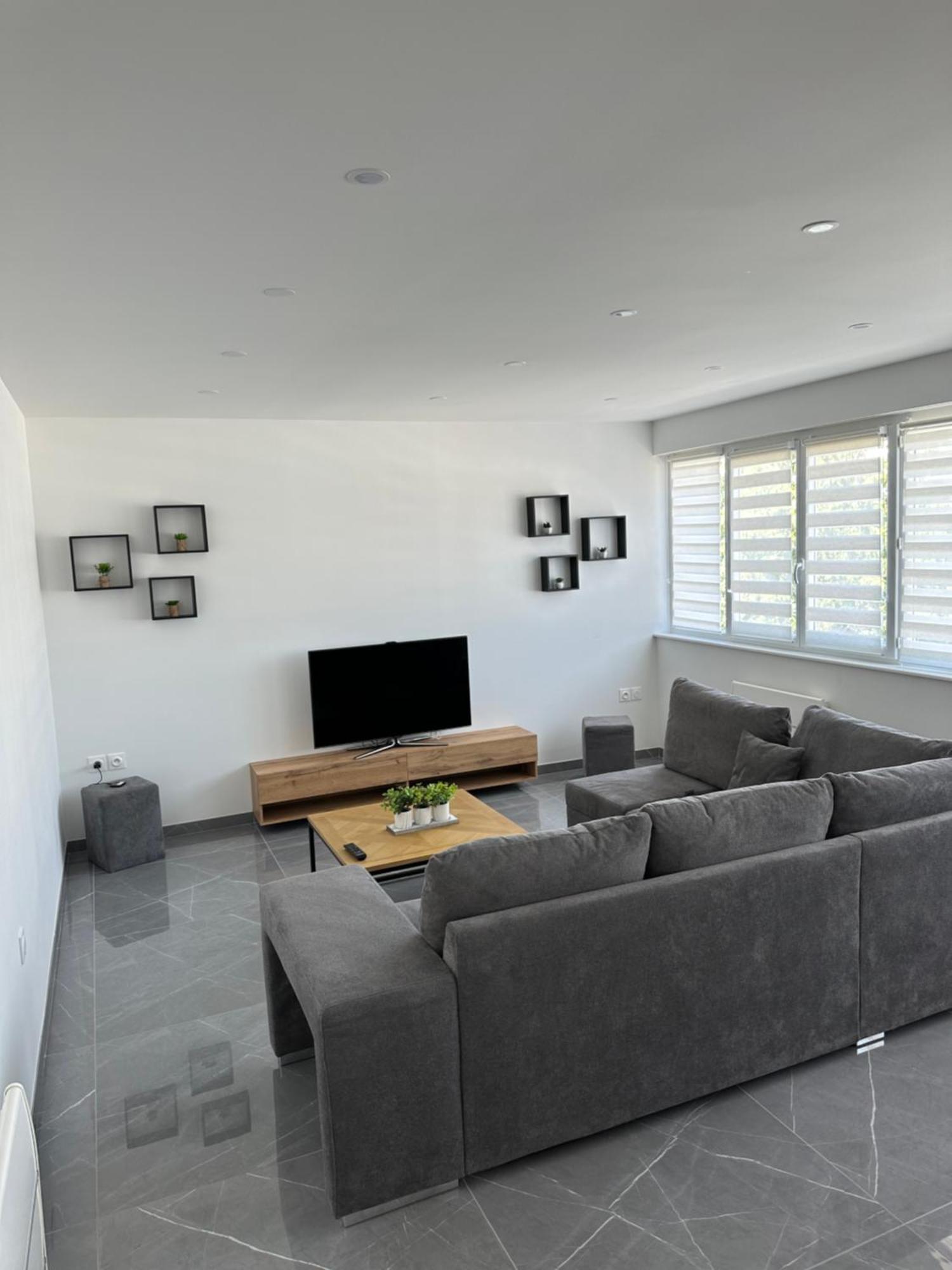Appartement Lahoucine Μπουλόν-Σιρ-Μερ Εξωτερικό φωτογραφία